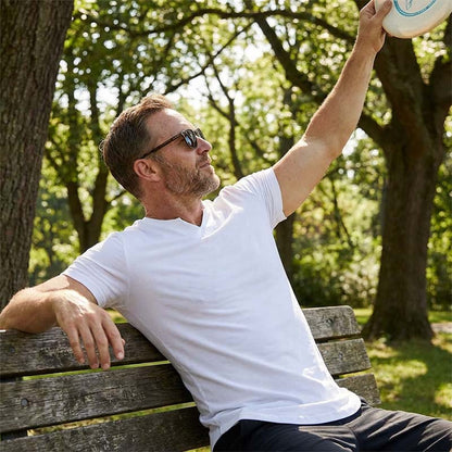 Enfärgad herr-T-shirt med massor av sportkänsla! 🎯 Enfärgad och lätt att matcha × 🏋️♂️ Energisk sportpassform