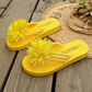🌸 50% RABATT NU! Blommiga flip‑flops – lätta sommarsandaler – elegant blomsterdesign, mjuk sulor & hållbart PU‑material – perfekt för stranden, stan och sommarens alla äventyr ☀️✨