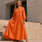 Trend just nu⭐ 👗 Elegant veckad långklänning med V-hals – perfekt för fest och vardag