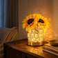 🌻 50 % RABATT NU! ✨ Sänglampa med Solrosmotiv – Varmt Sken & Elegant Dekoration för Sovrummet 🛏️💡